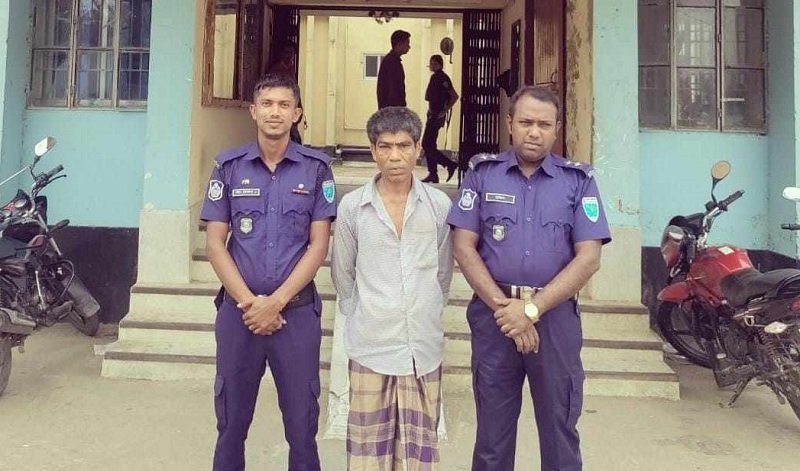 জকিগঞ্জে স্ত্রীর চুল কেটে দেওয়া সেই স্বামী গ্রেপ্তার