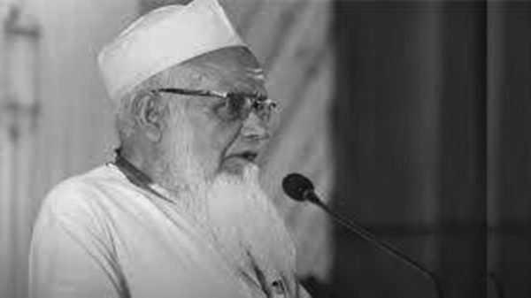 দরগাহ মাদরাসার মুহতামিম মুফতি মুহিব্বুল হক আর নেই