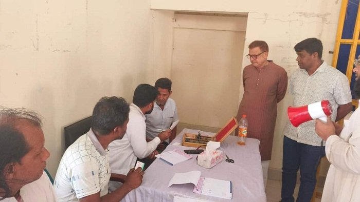 শাল্লায় বিনামূল্যে চক্ষু চিকিৎসা প্রদান