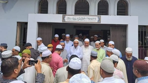 যে অবস্থানেই থাকি না কেন জনগণের পাশেই থাকবো: মেয়র আরিফ