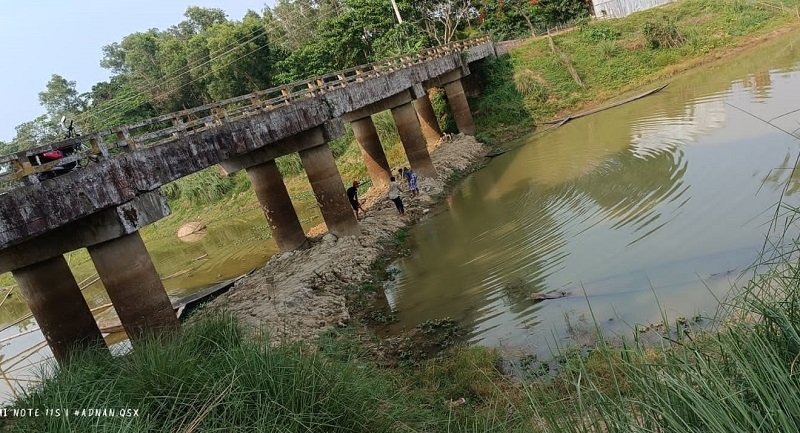ওসমানীনগরে বাঁধ কেটে দেওয়ায় পানি চলাচল স্বাভাবিক