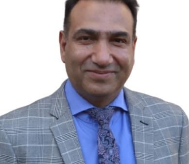 লন্ডনে স্থানীয় সরকার নির্বাচনে বড়লেখার হাবিব রহমান বিপুল ভোটে নির্বাচিত