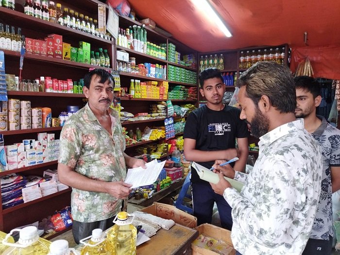 শান্তিগঞ্জে তিন ব্যবসা প্রতিষ্ঠানকে জরিমানা