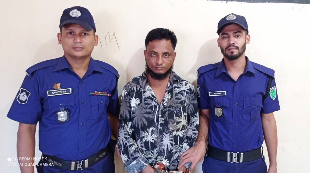 জৈন্তাপুর থেকে ১৪৮ পিস ইয়াবাসহ মাদক ব্যবসায়ী আটক