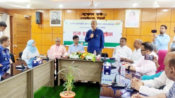 ‘শীঘ্রই সিলেটে একশত বেডের বার্ণ ইউনিট স্থাপন করা হবে’