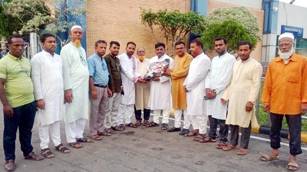 ইউনিয়ন পরিষদ এসোসিয়েশন কেন্দ্রীয় কমিটির সভাপতিকে সংবর্ধনা