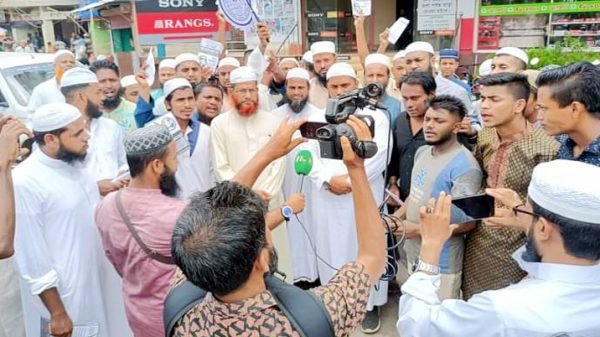 সিলেটে এবার হাতপাখার জোয়ার উঠেছে: মাহমুদুল্লাহ হাসান