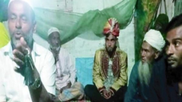 বড় বোনের জন্মনিবন্ধন দিয়ে ছোট বোনের বিয়ের আয়োজন!