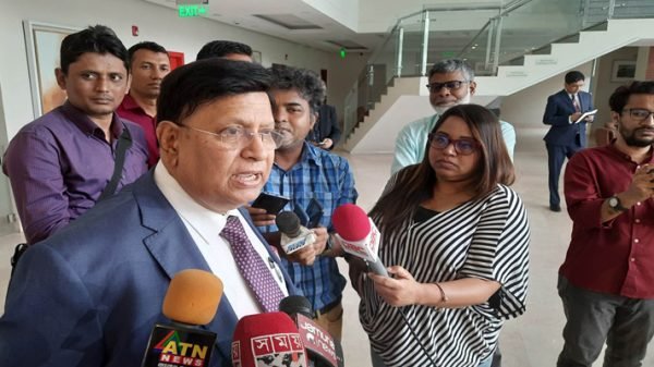 মোদি-বাইডেন বৈঠকে আমাদের ওকালতির দরকার নেই: মোমেন