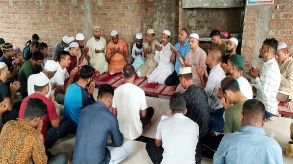 কাইয়ুম চৌধুরীর সুস্থতা কামনায় সিলাম ইউনিয়ন বিএনপির দোয়া মাহফিল