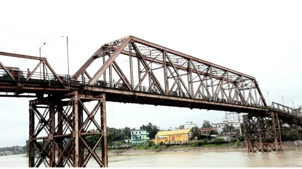 অবশেষে দুই মাসের জন্য বন্ধ হল সিলেটের ঐতিহ্যবাহী ‘কিনব্রিজ’