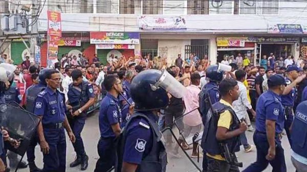 হবিগঞ্জে গ্রেফতার আতঙ্কে নেতাকর্মীরা