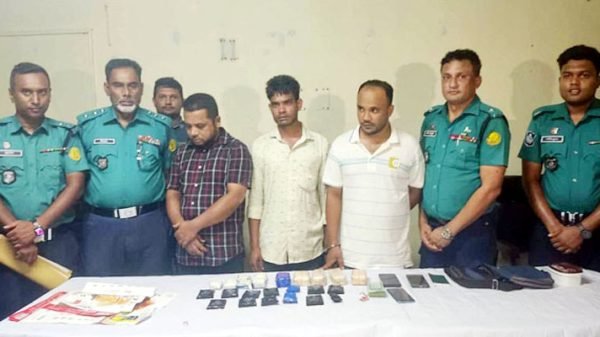 সিলেটে ইয়াবাসহ গ্রেফতার তিন মাদক কারবারী ৩ দিনের রিমান্ডে