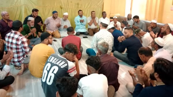 খান জামালের মায়ের সুস্থতায় কামনায় মিলাদ ও দোয়া মাহফিল