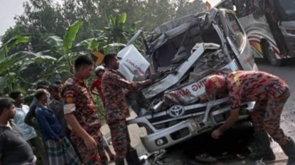 নানির লাশ আনার পথে প্রাণ গেল নাতির