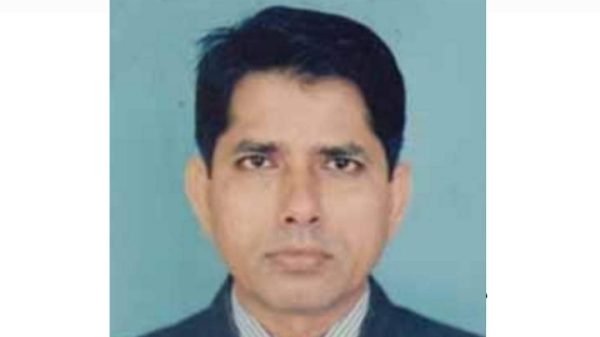 চেম্বারে রোগী দেখার সময় চিকিৎসকের মৃ.ত্যু