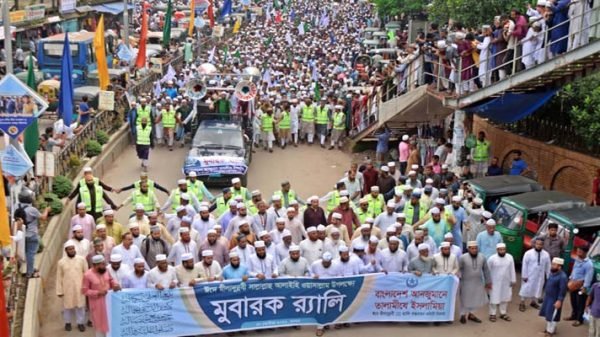 ঈদে মিলাদুন্নবী (সা.) উপলক্ষ্যে সিলেটে বর্ণাঢ্য র‌্যালি