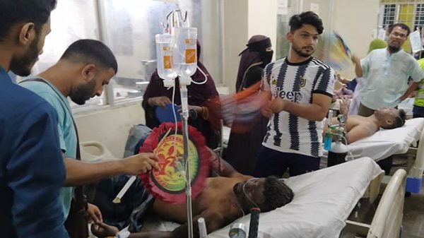 সিলেটে ফিলিং স্টেশনে বিস্ফোরণ: দগ্ধ একজনের মৃত্যু