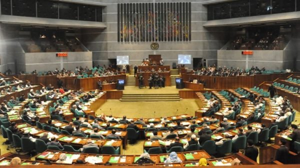 দখল স্বত্ত্বে জমির মালিকানা দাবি হবে দণ্ডনীয় অপরাধ