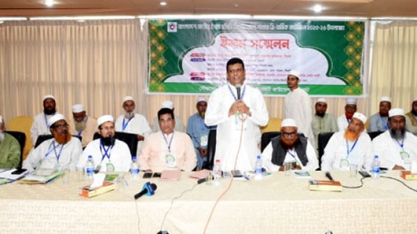 স্মার্ট বাংলাদেশ গঠনে ইমাম খতীবগণ গুরুত্বপূর্ণ ভুমিকা পালন করতে পারেন: পুলিশ সুপার