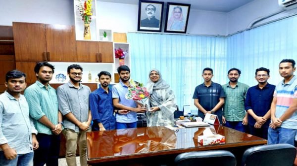 কোষাধ্যক্ষের সাথে শাবি প্রেসক্লাবের নবগঠিত কমিটির মতবিনিময়