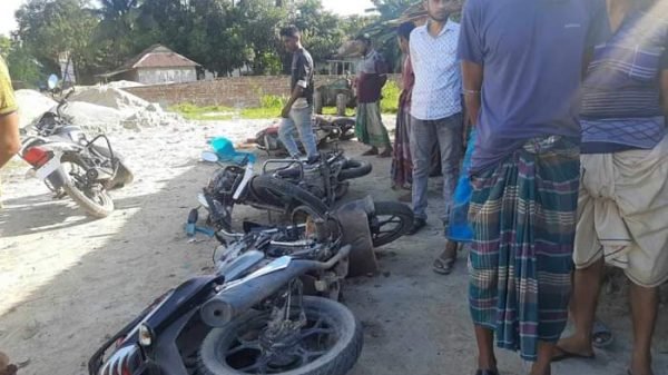 বিএনপির রোডমার্চ থেকে যুবলীগ-ছাত্রলীগের সাবেক নেতাদের ওপর হামলা