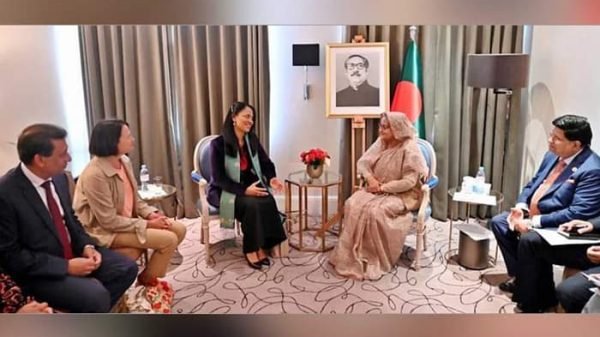 যেকোনো মূল্যে বাংলাদেশে গণতন্ত্র অব্যাহত রাখতে হবে: প্রধানমন্ত্রী