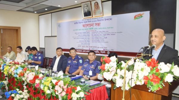 সময়ের চেয়ে জীবনের মূল্য অনেক বেশী: সিলেট বিভাগীয় কমিশনার