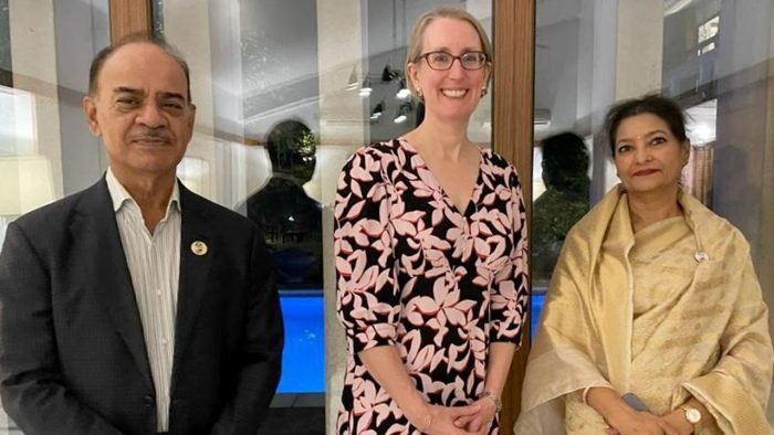 ব্রিটিশ হাইকমিশনারের সঙ্গে আ.লীগের দুই নেতার বৈঠক