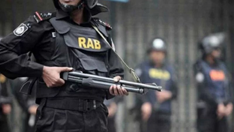 গুলশানের পাঁচ তারকা হোটেল থেকে গ্রেপ্তার ১০!