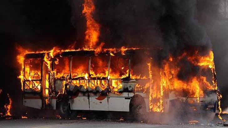 হরতাল-অবরোধে পরিবহন খাতে মোট ক্ষতি ২১ কোটি ৪০ লাখ টাকা