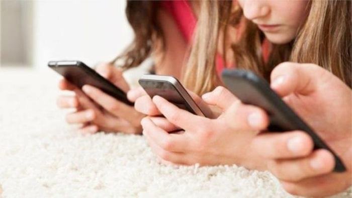 দাম কমলো মোবাইল ইন্টারনেটের