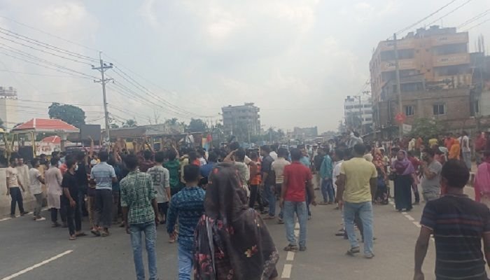 গাজীপুরে সংঘর্ষের মধ্যে গুলিতে আহত শ্রমিকের মৃত্যু