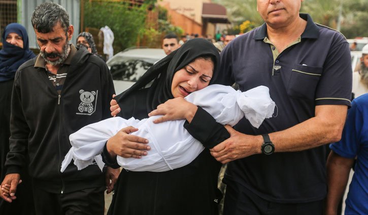 গাজায় প্রতিদিন নিহত হচ্ছে ৩২০ জন