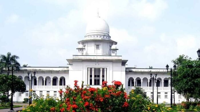 বিএনপিপন্থী ৭ শীর্ষ আইনজীবীকে তলব