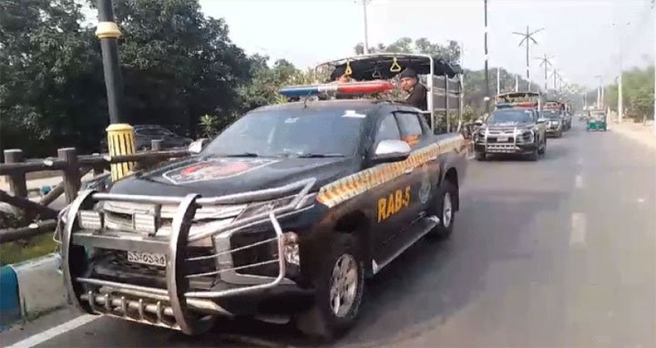 নিরাপত্তায় রক্ষায় সারাদেশে র‌্যাবের ৪২৫ টহল দল