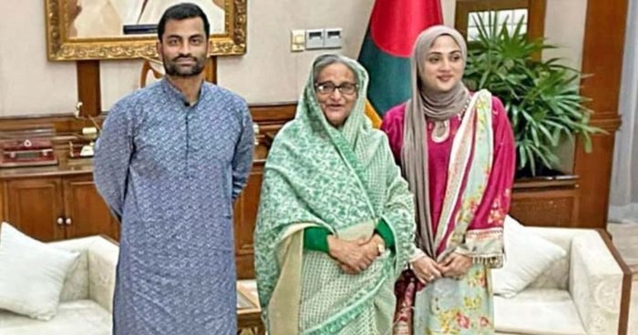 যে কারণে প্রধানমন্ত্রীর সঙ্গে দেখা করলেন তামিম