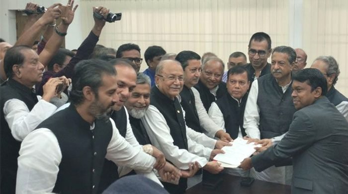 প্রধানমন্ত্রীর পক্ষে গোপালগঞ্জ ৩ আসনে মনোনয়নপত্র দাখিল