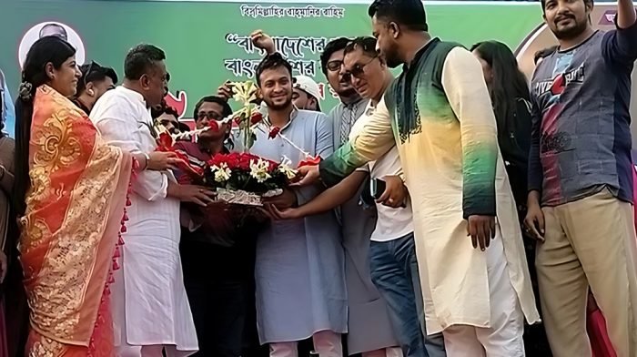 প্রথমবার নির্বাচনী এলাকা মাগুরায় গিয়েই আচরণবিধি লঙ্ঘন করলেন সাকিব আল হাসান