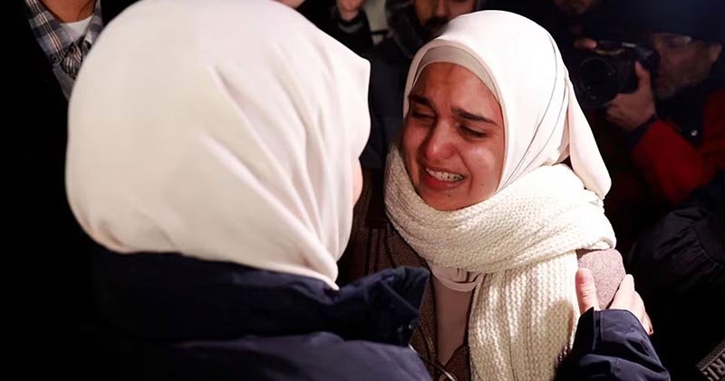 আরও ৩০ বন্দির মুক্তি দিলো ইসরায়েল, হামাস ছাড়ল ৮ জনকে