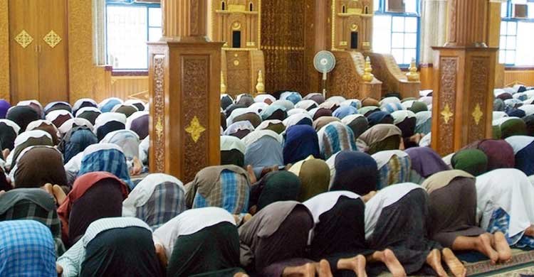 জুমার নামাজের ফজিলত ও বিশেষ আমল