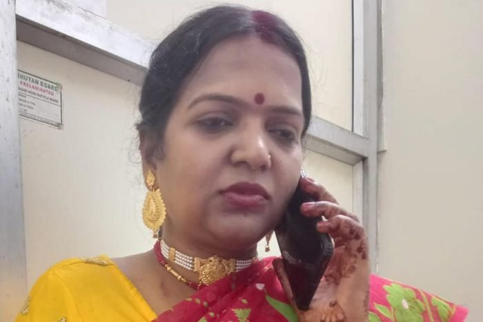 ‘এমএলএ’ লুকিয়েই পাত্র পেলেন শম্পা