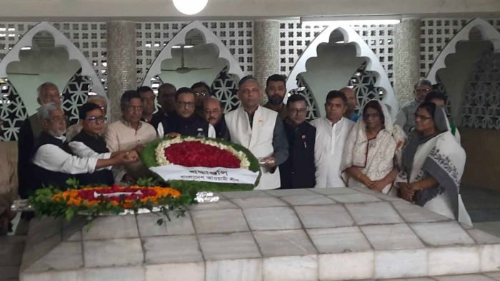 সোহরাওয়ার্দীর মৃত্যুবার্ষিকীতে আওয়ামী লীগের শ্রদ্ধা