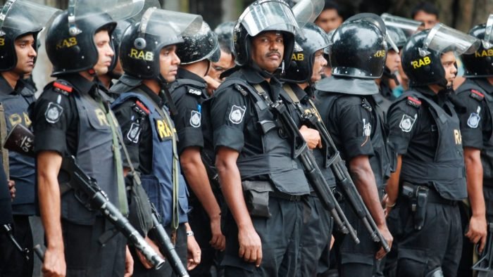 দেশে র‍্যাবের ৪২২ টহল দল মোতায়েন