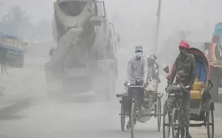 ঢাকার বাতাস আজ ‘দুর্যোগপূর্ণ’