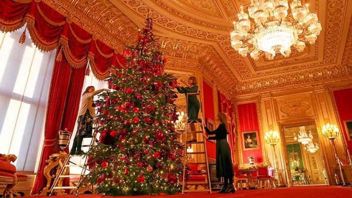 বড়দিনের বিশেষ আকর্ষণ ক্রিসমাস ট্রি সাজানোর ইতিহাস জানেন কি