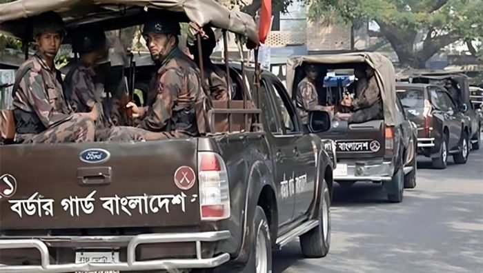 আইনশৃঙ্খলা রক্ষায় সারাদেশে ১১৫১ প্লাটুন বিজিবি মোতায়েন