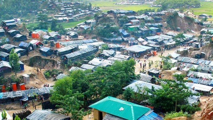 উখিয়ায় রোহিঙ্গা ক্যাম্পে গোলাগুলি, নিহত ১