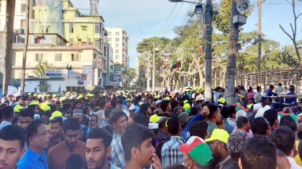 প্রধামন্ত্রীর জনসভা ঘিরে মিছিলে মিছিলে উত্তাল সিলেটের রাজপথ