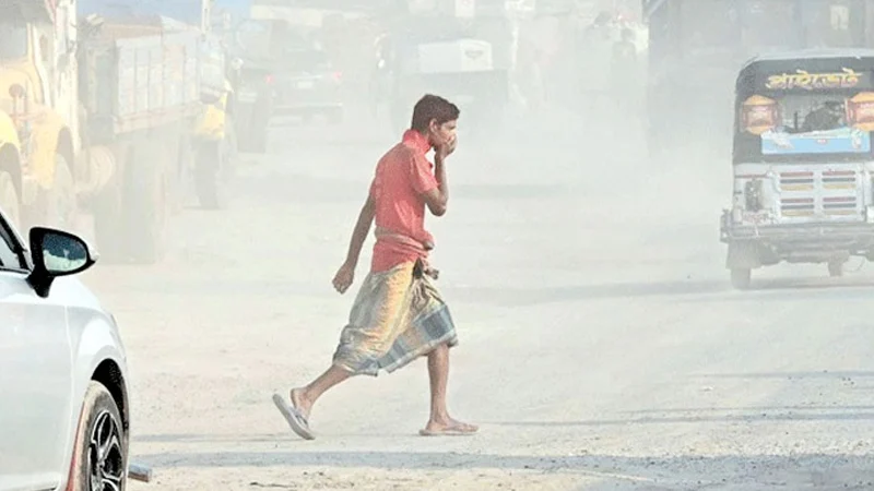 ছুটির দিনে ঢাকার বায়ু অস্বাস্থ্যকর